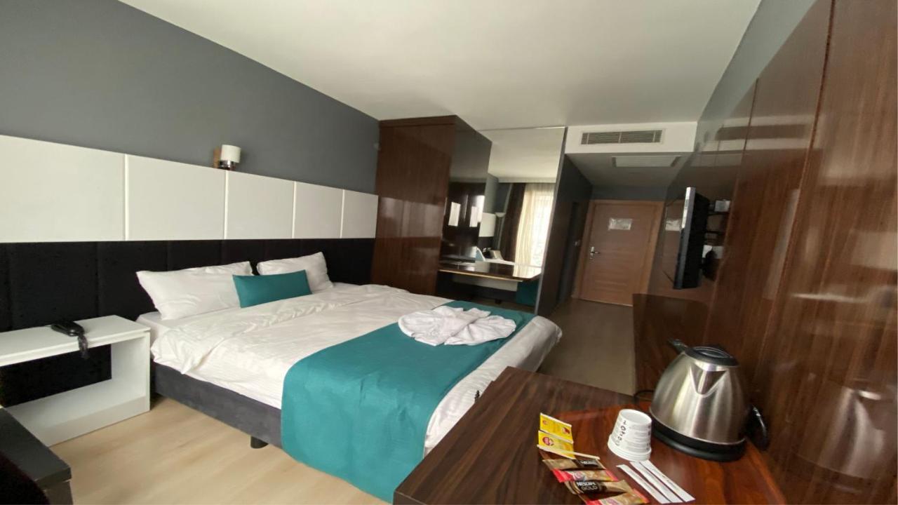 Hotel Bozoogullari บาทมาน ภายนอก รูปภาพ