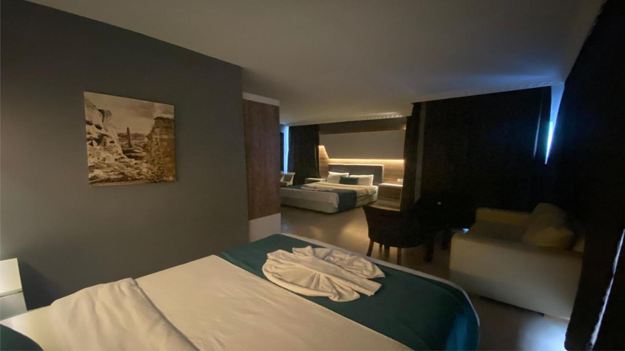 Hotel Bozoogullari บาทมาน ภายนอก รูปภาพ
